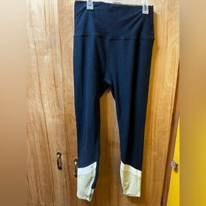 BEYOND YOGA COLOR BLOCKED LEGGINGS SZ L XL NAVY SOFT GREEN HIGH WAIST